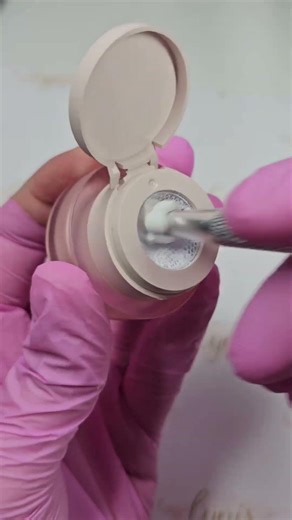 Baby boomer made easy - with the ombre gels from Lynis Nailshop 💅😍 Lynis Nailshop · nailmondo