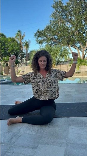 If your hips feel tight, try this!! 90/90 stretch