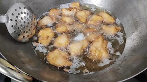 Fresh Bread Crumb Fried Chicken | फ्रेश ब्रेड क्रम्ब फ्राइड चिकन | Crumb Fried Chicken Recipe | Bhargain Ka Chef