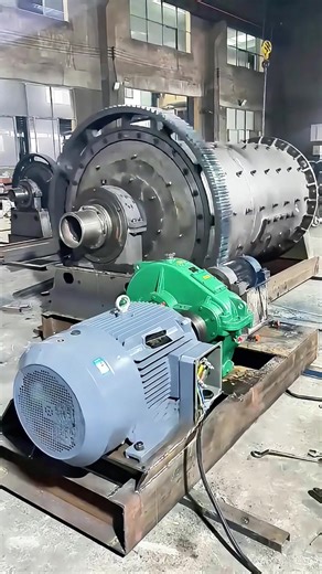 The ball mill has been tested before leaving the factory, loaded and delivered!Ball mill, gold dressing equipment, grinding equipment, ball mill factory, mining machinery.#ballmill #miningmachinery #mining #crusher #ballmillfactory