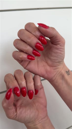 Festive Red Christmas Nails Inspiration for 2023