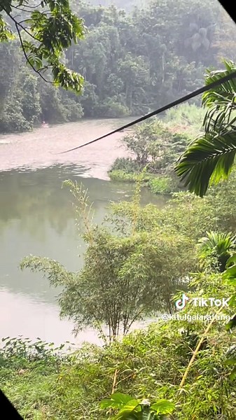 Kitulgala zipline 🇱🇰😁✌️#adventure #adayinmylife #viral #viralvideo #viralvideo #viraltiktok #video #videoviral #voiceeffects #rafting #raftingsrilanka #tiktoksrilanka🇱🇰 #zipline #ziplineadventure