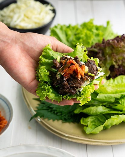 Korean Beef Lettuce Wraps 💃💥🌶 | Marion Grasby