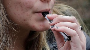 Youth who try e-cigarettes more likely to become daily tobacco cigarette smokers: Study