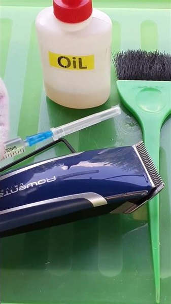 How to Clean & Oil Clipper Blades