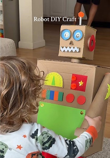Crea un robot de cartón con tu niño