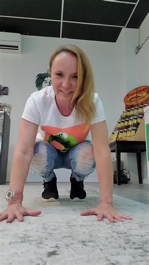 Plank Cha Cha Slide #planksfordays