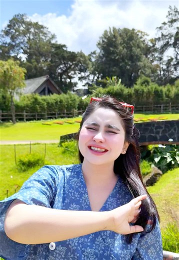 Enjoying February Sun: A Makeup Session with Rafia Khusbu