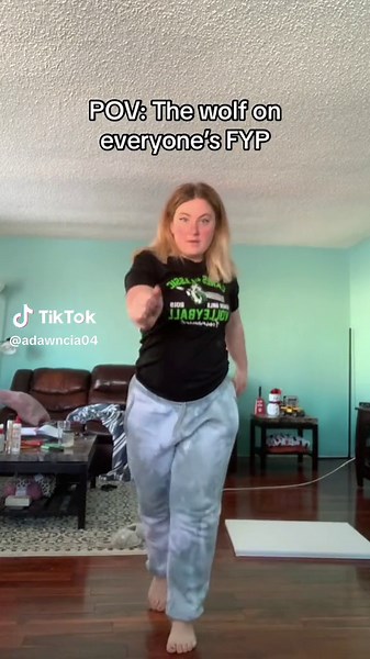 Wolf Dancing Meme: Hilarious Wolf Imitation Videos