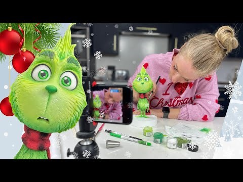 Crafting Christmas Magic: Grinch Cake Topper Tutorial