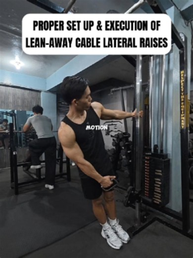 Proper setup & execution of Lean-Away Cable Lateral Raises. Isa to sa mga variations na ginagamit ko para mas ma-focus yung side delts. Important yung setup para stable ka, then keep the movement controlled. Huwag mong habulin yung bigat at gawing momentum yung katawan. Focus on driving the elbow up and maintaining tension throughout the movement. Small adjustments sa setup and execution can make a big difference sa quality ng reps mo. Save this for your next shoulder workout. #LeanAwayLateralRa
