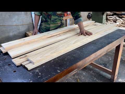 Minimalist Pallet Desk with Drawer & Book Storage | DIY Woodworking