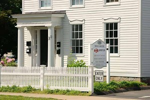 Trusted Real Estate Agency Branford, CT - Pearce Real Estate