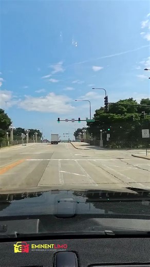 See the best route to Arie Crown Theatre and exactly where to get dropped off and picked up for shows and events. Perfect for Chicago travelers using limo, sprinter, rideshare, or bus service. Navigate McCormick Place with ease. #ArieCrownTheatre #ChicagoEvents #McCormickPlace #LimoService #SprinterVan #RideshareTips #ChicagoTravel #EventGuide