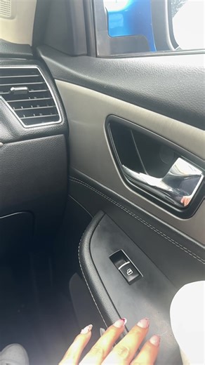 Car tapping ASMR 🌸 #asmr #fyp #relaxing #tapping