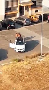 278K views · 903 reactions | CALCI E PUGNI ALLO STATO E LO STATO NON FA NIENTE! Perché chi risponde di qualsiasi cosa facciamo NON E' LO STATO, ma il singolo operatore! #vogliamoparlareditortura ? www.Puntato.com "Puntato" e' un'App per le Forze di Polizia, puoi averla cliccando i link qui sotto: Android: clicca qui-> https://play.google.com/store/apps/details?id=it.ariestech.puntato&hl=it iOS: clicca qui -> https://appsto.re/it/uqzw_.i | Puntato Forze di Polizia | Facebook