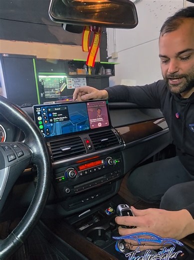 Montaje de Pantalla Linux en BMW X5: Proceso Completo