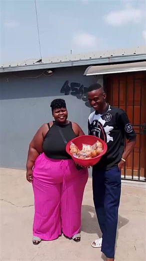 Ukwazile Ukuze Siphumelele: Ukusekelwa Kwethu