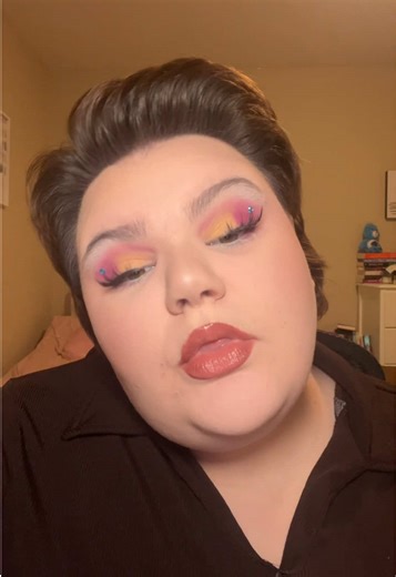 Creative Eyeshadow Combos for Stunning Makeup Looks