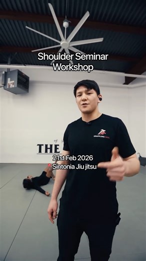 Dr. Kenny Gu DPT, ATC, CSCS on Instagram: "Don’t worry @jc_ave_ is fine 😅 This is a reminder that we a hosting a SHOULDER FIX seminar at @sintoniajiujitsu on Feb 21 @ 1:30pm The seminar is donation based and open to the grappling community If you want to attend, DM us SHOULDER FIX to lock down your spot Hope to see you all there!"