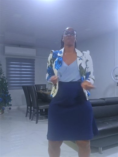 Day 4: Not bad at all and in heels💃🏾 #justforfun #entertainment #caribbeantiktok #blowthisup #fyp