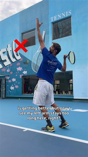 IMPROVE SERVE - TOSSING ARM TIMING FIX!👌#tenfitmen #tennisserve #tennistips #tenniscoach #tennispro
