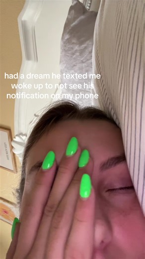 Dream Interpretation: Missing Text Notifications Explained