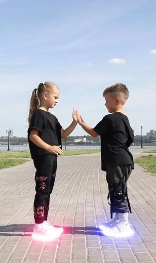 Monster Teaches Dance ❤️ Repeated Dance 😱🔥 #longervideos #shuffledance #learnontiktok #fyp #trending #shuffle #tuzelitydance #tuzelity