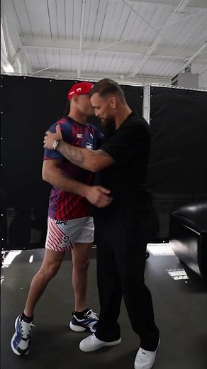 UFC Freedom 250 : Les combattants essaient leur "fight kit"