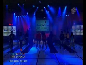 Anahi (RBD) canta en Familia con Chabelo.wmv