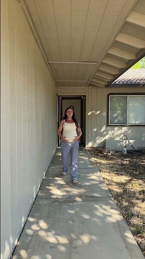 POV: at 9 months pregnant you feel like a discovery channel documentary. #pregnant #pregnancy