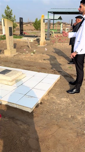 Oğul toyu görmüyən atam yerin cənnət olsun❤️