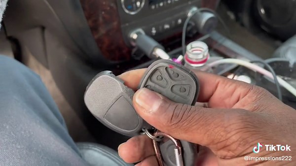 GMC Yukon Denali 2011 Key Fob Programming Guide