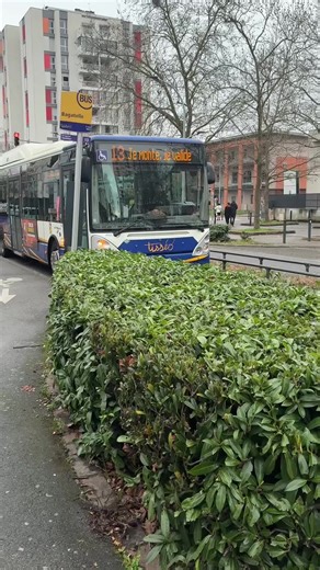 Depart d’un citelis 12 gnv (n°933) à bagatelle (merci au chauffeur pour le 👋) | spot avec @Mylan.spotteur.toulousain31 |#france #fyp #31 #busspotting #bus @romain.spotteur.occitanie @kyogre! @✩ 𝑀𝒶𝓍𝒯𝒶𝑔🧸🥏 ✩ @Ranix.spot @PassionRail31 @Spotteur42 @kevmp89 @SpotteurdeTGVdu84 @✨𝕀𝕓𝕣𝕒'🇰🇲🇾🇹✨ @Le spoteur du 11
