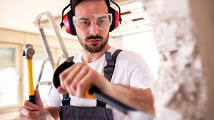 Bauschutt entsorgen: Was Sie wissen müssen und wie Sie Geld sparen