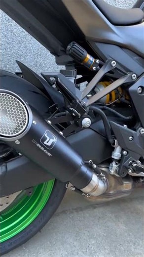 Kawasaki Z1100 Sound ❤️ #kawasaki #soundcheck #Z1100 #ixrace #akrapovic #scproject #exhaust #stock