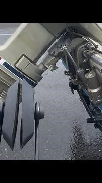 How to use outboard muffs. How to flush an outboard motor. How to clean a motor after salt water