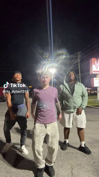 Dynamic Dance Moves by Dylan and Colineatmon