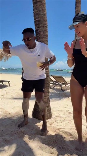 El mejor animador de las turistas 🇩🇴😂