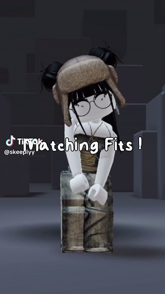 discord link in group :) #fyp #foryou #roblox #dahood #dh #robloxmatching #robloxfits #robloxmatchingfits