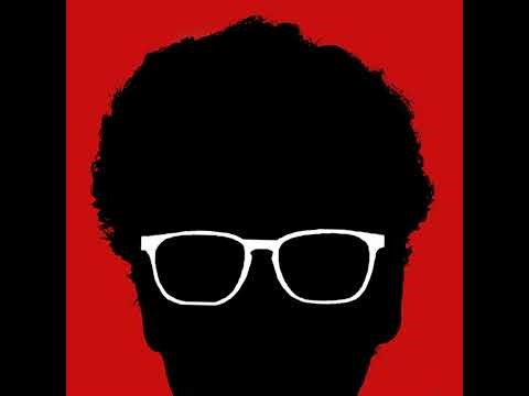 BUILDING A GREMLIN OUT OF LEGO