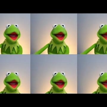 Kermit Fan Frog sings "Happy Feet". (And dances a lil' too)
