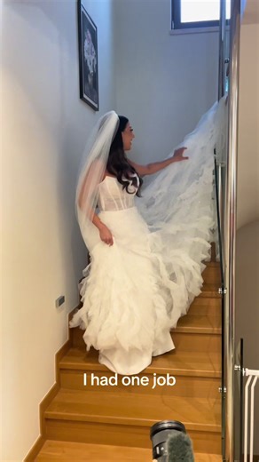 Ακατάλληλη σε όλα 🤦🏼‍♀️😂 #fy #fyp #bridetiktok #weddingdress #bride