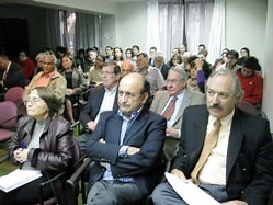 Exponen en torno a oportunidades y riesgos de la energía nuclear