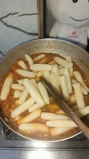 Spicy Tteokbokki Recipe🥘 #tteokbokkirecipe #koreanfood#foodiesfavoritechannel #food