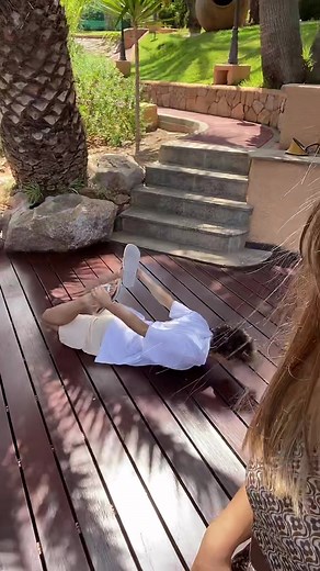 Parkour and Freerunning Tricks Compilation