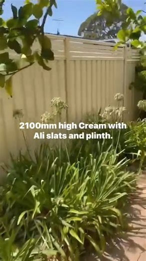 Upgrade your boundary with a Colorbond® fence or aluminium slat fencing with plinth — strong, stylish, and made to stand out. ​ Privacy where you need it, design where it counts. ​ 📷 Jim's Fencing Orelia ​ 📞 Call 131 546 to book your local fencing expert today. ​ #JimsFencing #ColorbondFence #AluminiumSlatFencing #PlinthFencing #ModernFencing #FencingExperts | Jim's Fencing