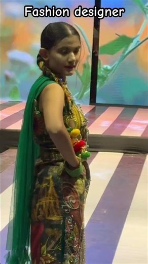 कैसे आऊँ मिलवे बजेंगे कँगना, पायल की खनक से जगेंगे सजना 💃🏼😂 #shortsfeed #viralvideo #trendingnow