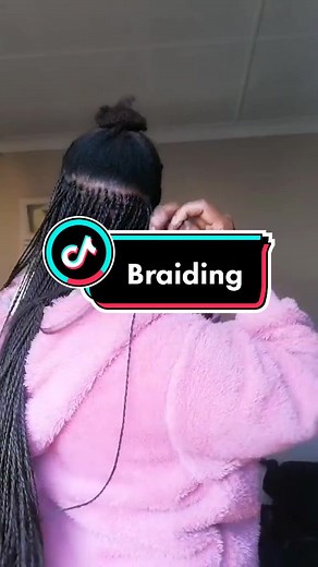 Twisting braids #naturalhair #protectivestyles #twistbraids #afro