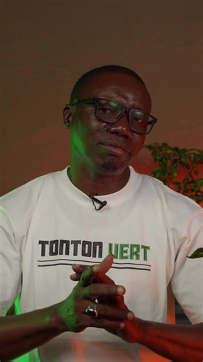 Today dans la classe de Tonton Vert je vous parle de piment 🌶️ oui kaani Bou nékh ...té caf sap . pour les prochaines vidéos n'hésitez pas à me laisser vos suggestions en commentaires pour plus de contenus Microjardinage . #QuartierVertChallenge #AmalNjarinAskanwi ak @Groupe Sonatel @Adié @bada_agriflorale ✪ #pourtoi